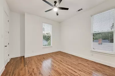 217 W Yarmouth Street, Dallas, TX 75208 - Photo 13