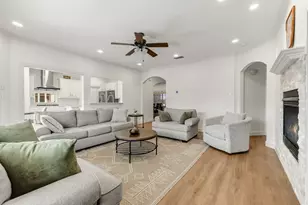 1210 Colby Ct, Irving, TX 75060 - Photo 7
