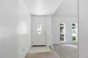 2604 Woodside Dr, Arlington, TX 76016 - Photo 3