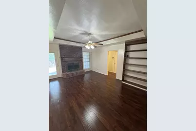 100 Streamside Drive, DeSoto, TX 75115 - Photo 3