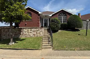100 Streamside Dr, DeSoto, TX 75115 - Photo 1