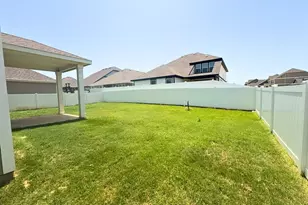 8978 Fair Oaks Dr, Providence Village, TX 76227 - Photo 9