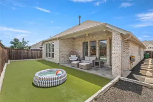 921 Queens Lk Trl, McKinney, TX 75071 - Photo 31