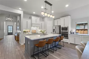 921 Queens Lk Trl, McKinney, TX 75071 - Photo 3
