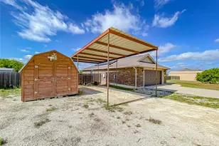235 Countryside Dr, Tuscola, TX 79562 - Photo 5