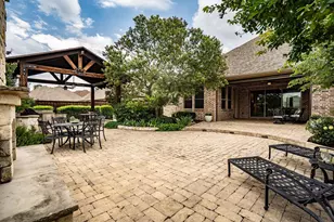 4003 Preston Ln, Highland Village, TX 75077 - Photo 3