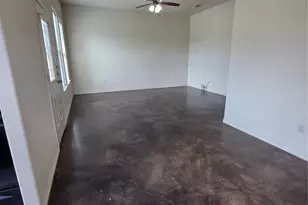 3712 Mandy Dr, Granbury, TX 76048 - Photo 3