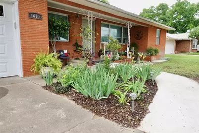 1410 Reynolds Street, Goldthwaite, TX 76844 - Photo 5