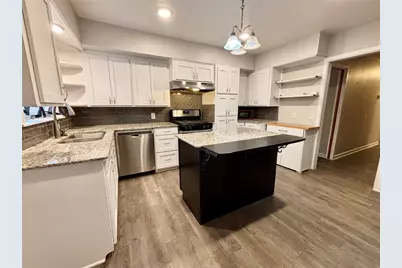 1410 Reynolds Street, Goldthwaite, TX 76844 - Photo 5