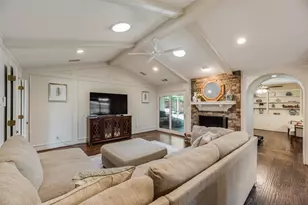 7320 Brentfield Dr, Dallas, TX 75248 - Photo 13