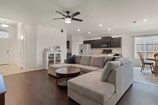 8209 Karole Dr, Fort Worth, TX 76120 - Photo 11
