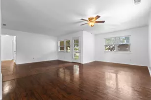 323 Hillcrest Ave, Richardson, TX 75081 - Photo 5