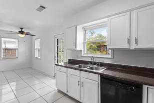 323 Hillcrest Ave, Richardson, TX 75081 - Photo 11
