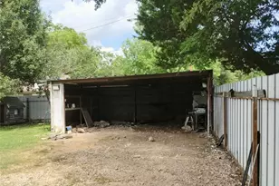 704 Manhattan Dr, Dallas, TX 75217 - Photo 19