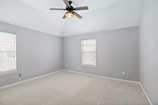 2521 Sir Tristram Ln, Lewisville, TX 75056 - Photo 25