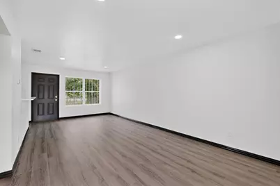 301 Stoneport Drive, Dallas, TX 75217 - Photo 9
