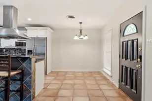 7354 Walling Ln, Dallas, TX 75231 - Photo 11