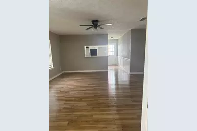 324 W Young Street, Howe, TX 75459 - Photo 11