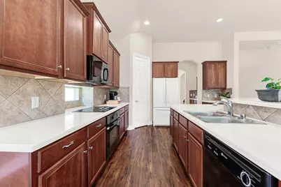 5724 New Castle Drive, Richardson, TX 75082 - Photo 5