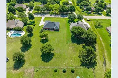 5008 Running Brook Drive, Joshua, TX 76058 - Photo 33