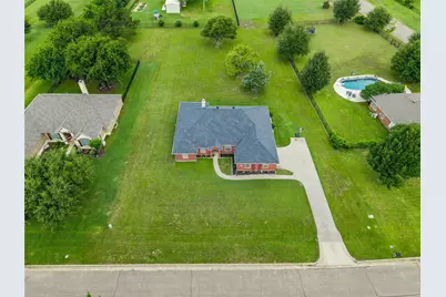 5008 Running Brook Drive, Joshua, TX 76058 - Photo 31