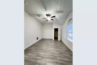 10707 Copperwood Drive, Frisco, TX 75035 - Photo 13