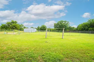 228 Brown Creek Rd, Weatherford, TX 76085 - Photo 11