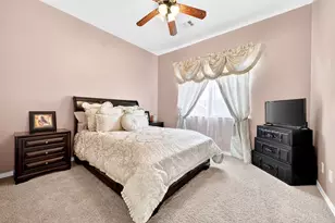 328 Leeward Cir, Azle, TX 76020 - Photo 31