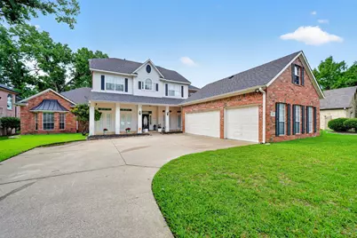328 Leeward Circle, Azle, TX 76020 - Photo 3