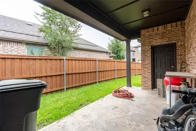 1226 Autumn Mist Way, Arlington, TX 76005 - Photo 21