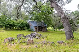 410 De La Cruz St, Weatherford, TX 76085 - Photo 39