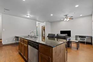 2410 S 2nd St, Waco, TX 76706 - Photo 5