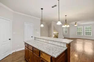 2500 Rockbrook Dr, Lewisville, TX 75067 - Photo 7