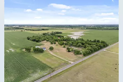 300 Grellhesl, West, TX 76691 - Photo 33