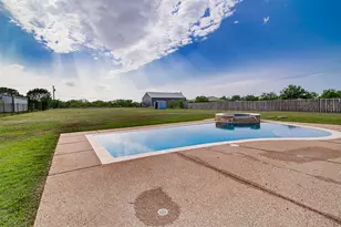 9512 Carson Ranch Rd, Crowley, TX 76036 - Photo 5