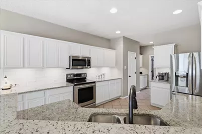 4401 Lakeside Drive, The Colony, TX 75056 - Photo 19