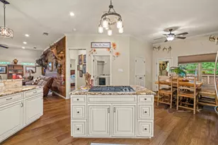 606 Hillside Cir, Little Elm, TX 75068 - Photo 11