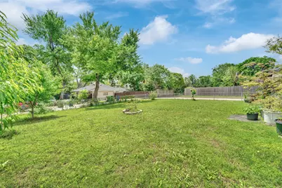 342 Meadowhill Drive, Garland, TX 75043 - Photo 21