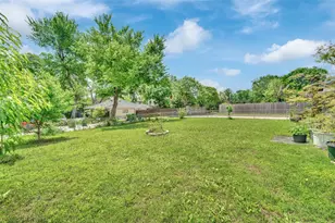 342 Meadowhill Dr, Garland, TX 75043 - Photo 21