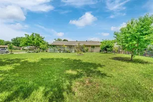 342 Meadowhill Dr, Garland, TX 75043 - Photo 19