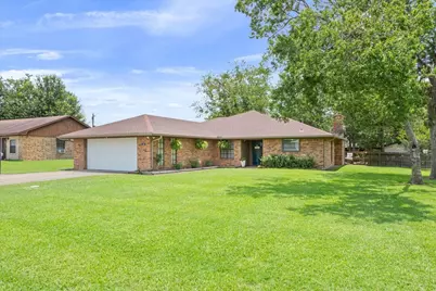 118 Rocky Creek Avenue, Groesbeck, TX 76642 - Photo 3