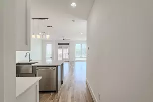 6270 Oram St, Dallas, TX 75214 - Photo 27