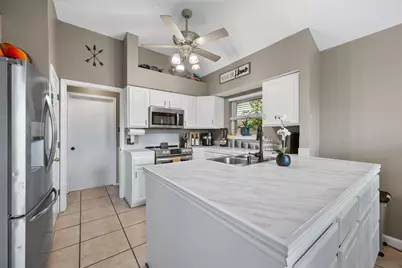728 Saddle Road, White Settlement, TX 76108 - Photo 11