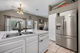 728 Saddle Rd, White Settlement, TX 76108 - Photo 15