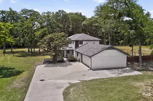 150 S Woodland Trail, Double Oak, TX 75077 - Photo 5