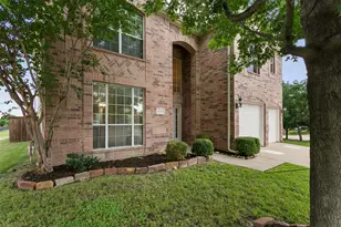 10513 Donnis Dr, Fort Worth, TX 76244 - Photo 3