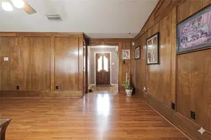 338 Marriott Ln, Garland, TX 75040 - Photo 3