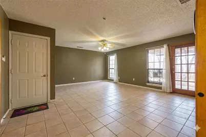338 Marriott Lane, Garland, TX 75040 - Photo 9