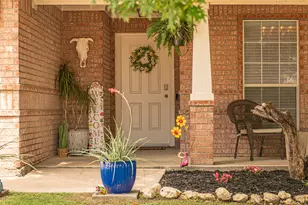 600 Fossil Wood Dr, Saginaw, TX 76179 - Photo 9