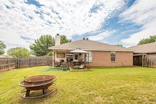 600 Fossil Wood Dr, Saginaw, TX 76179 - Photo 35